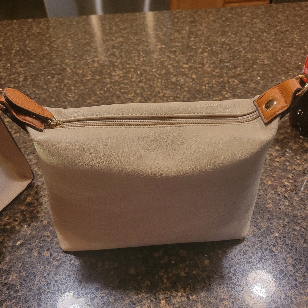 Beige Purse - image 5